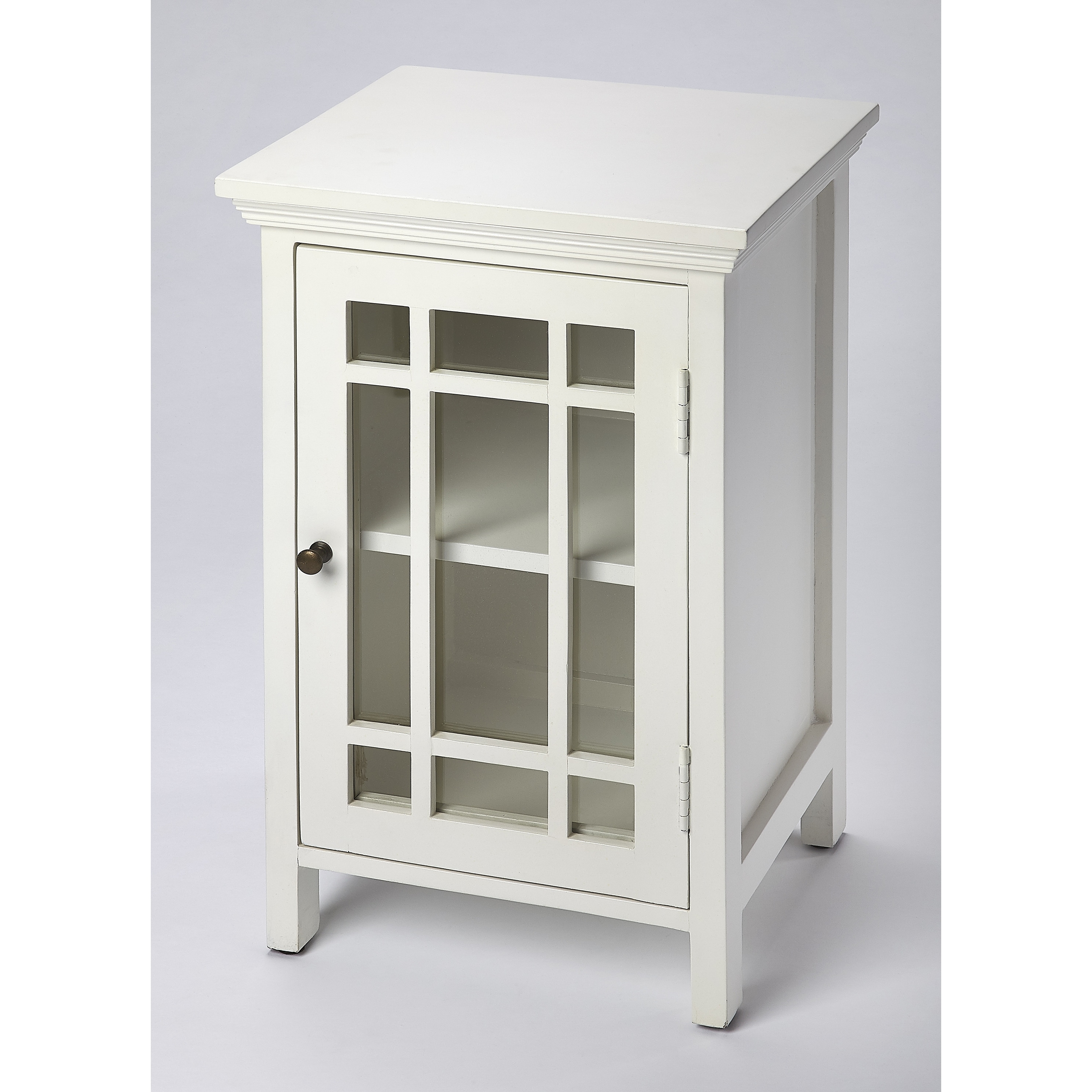 Handmade Butler Baxter Transitional Chair End Table (India)