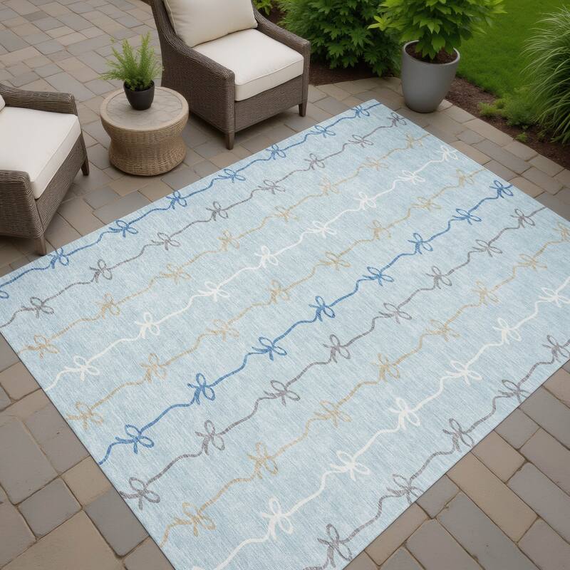 Machine Washable Indoor/ Outdoor Modern Bow Stripe Chantille Rug