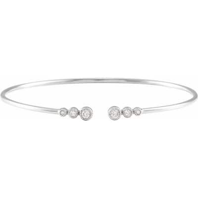 Curata 14k White Gold Polished 0.25 Dwt Graduated Diamond Cuff Stackable Bangle 7 Inch Bracelet
