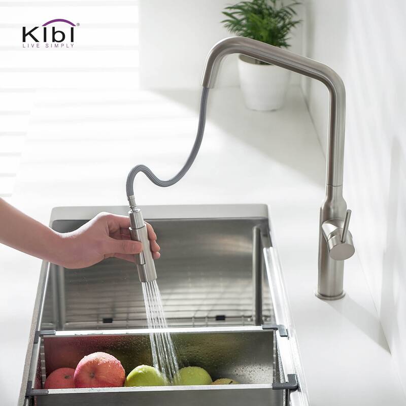 Brass High Arc Single Lever Kitchen Faucet with Pull Down Sprayer