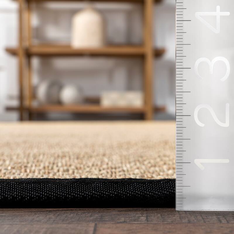 Nuloom Meena Faux Seagrass Bordered Indoor/Outdoor Area Rug