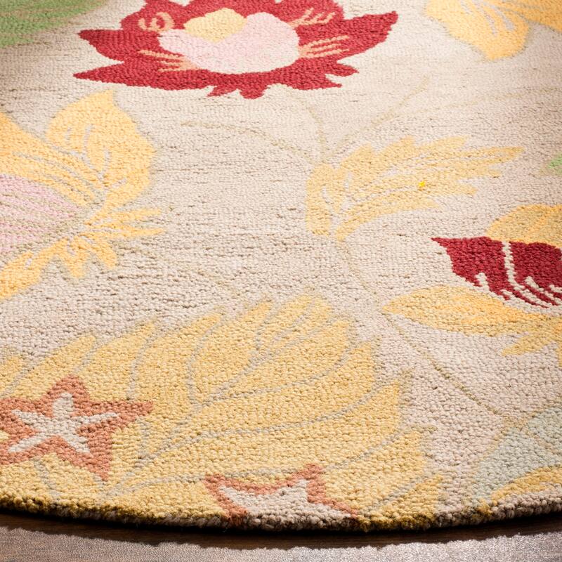 SAFAVIEH Handmade Blossom Nafsika Modern Floral Wool Rug