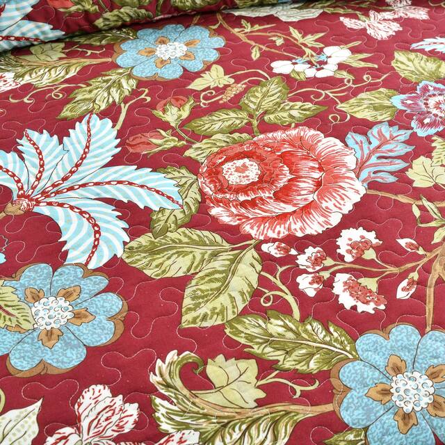 The Curated Nomad Chorro 3-piece Quilt Set
