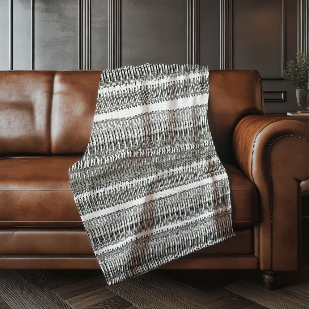 Premium Machine Washable Geo Stripes Sherpa Throw Blanket