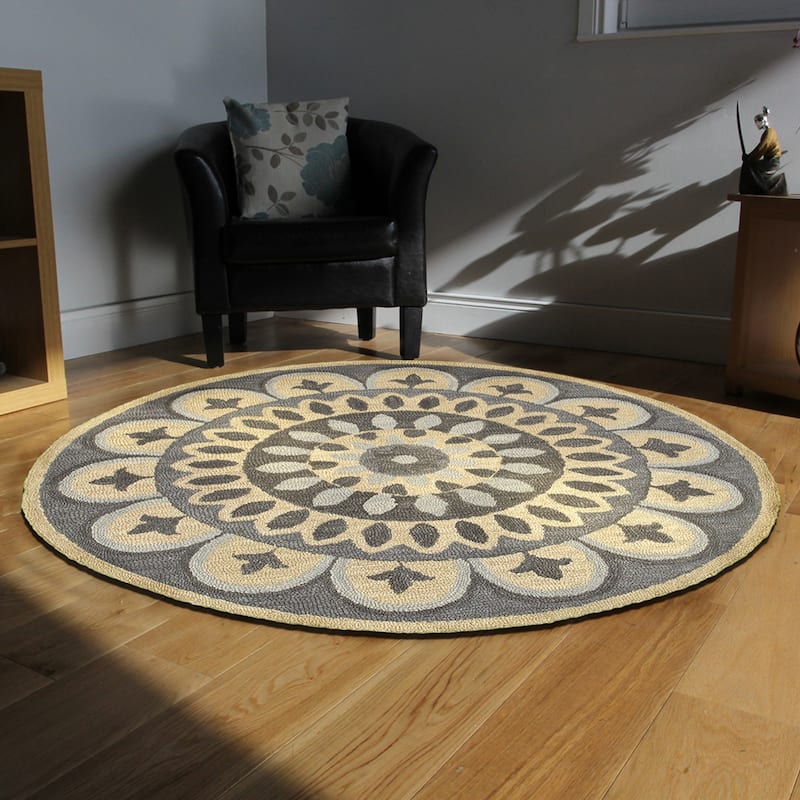 Dana Grey/Beige Medallion Hand-Tufted Wool Contemporary Indoor Area Rug by Sevita