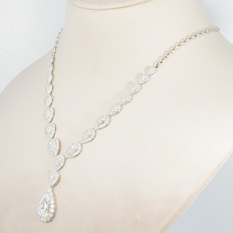 House Of Leon 18K White Gold Round & Pear Cut Diamond Drop Necklace 12.34ct IGI