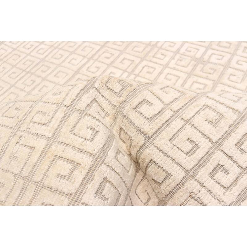 ECARPETGALLERY Hand Loomed Elysian Ivory Rug - 5'1 x 7'11