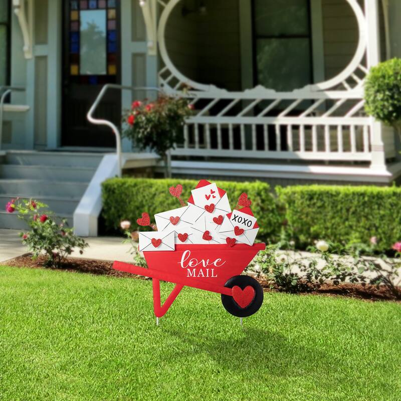 Glitzhome 24"H Valentine's Metal LOVE Mail Wagon Yard Stake