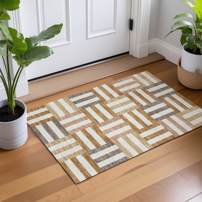 Machine Washable Indoor/ Outdoor Modern Hatch Chantille Rug