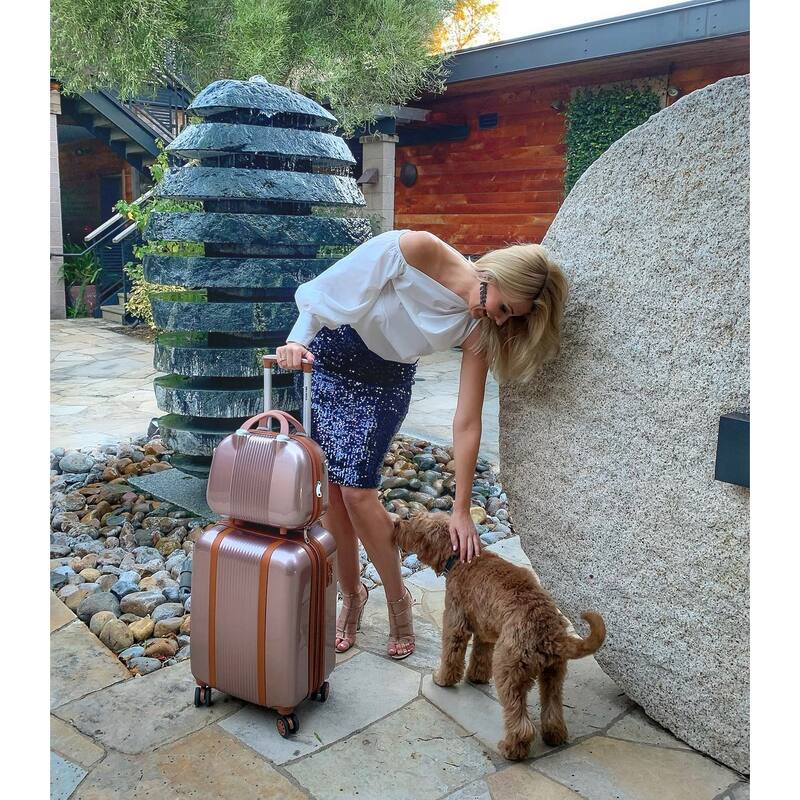 Lightweight 2-Piece Classique Hardside Carry On Spinner Set