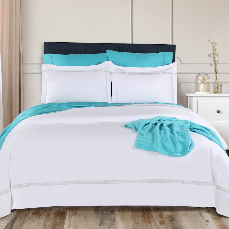 Superior Egyptian Cotton 1000 Thread Count Embroidered Scroll Duvet Cover Set - White-Platinum - Full - Queen