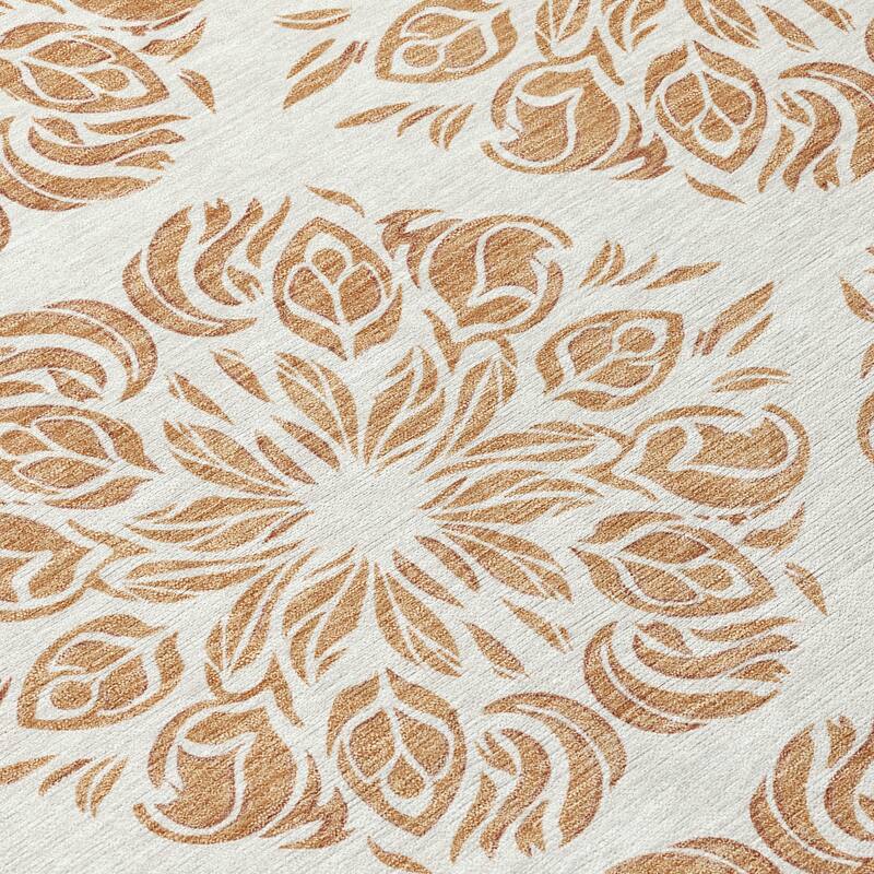 Machine Washable Indoor/ Outdoor Damask Pearl Chantille Rug