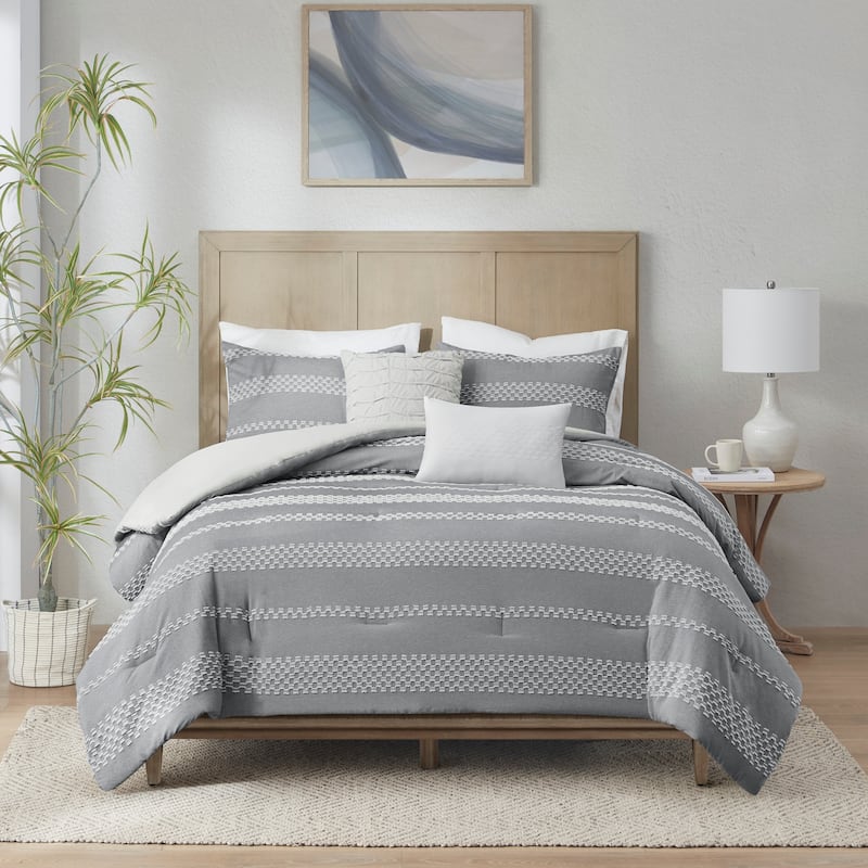 Madison Park Hendry 5 Piece Clipped Jacquard Comforter Set with Throw Pillows - Gray - King - Cal King