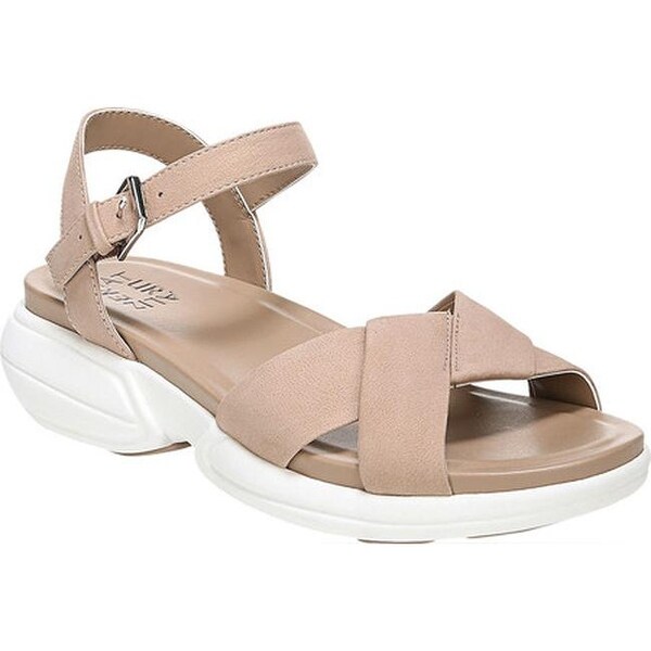 naturalizer finlee sandal