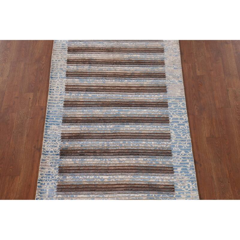 Striped / Abstract Accent Rug Hand-Knotted Wool Carpet - 2'8"x 4'9"