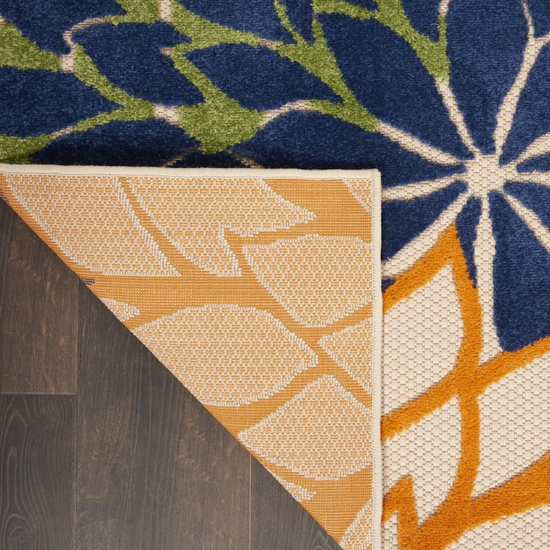 HomeRoots Contemporary Rectangle Outdoor Rug - 10' X 14'