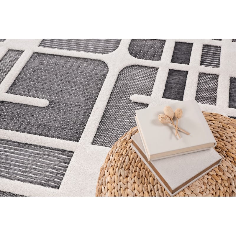 Lana Collection Transitional Geometric Cream and Gray Area Rug