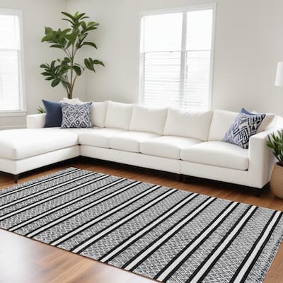 Coza Geometric Modern Low Pile Area Rug By HomeRoots - 8' X 10'
