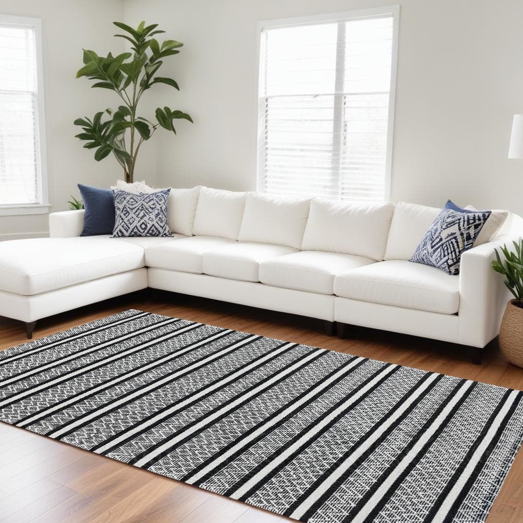 Coza Geometric Modern Low Pile Area Rug By HomeRoots - 8' X 10'