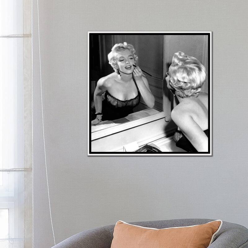 iCanvas "On The Set, Marilyn Monroe" by Rue Des Archives Framed Canvas Print