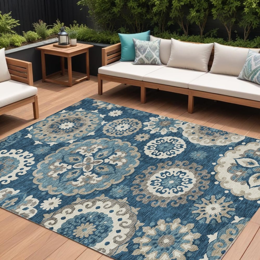 HomeRoots Floral Medallion Transitional Rectangle Outdoor Rug