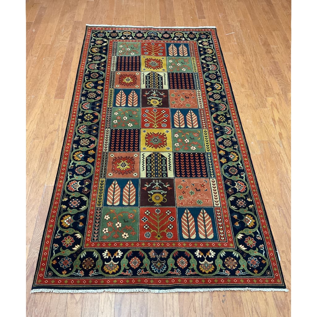 HERAT ORIENTAL Hand-knotted 4'1 x 7'10 Indo Bakhtiari Wool Rug - 4'1" x 7'10"