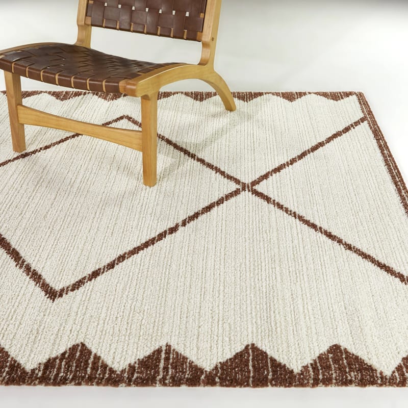 Leonora Diamond Trellis Border Area Rug - 5'3" x 7' - Burnt Orange - Rectangle