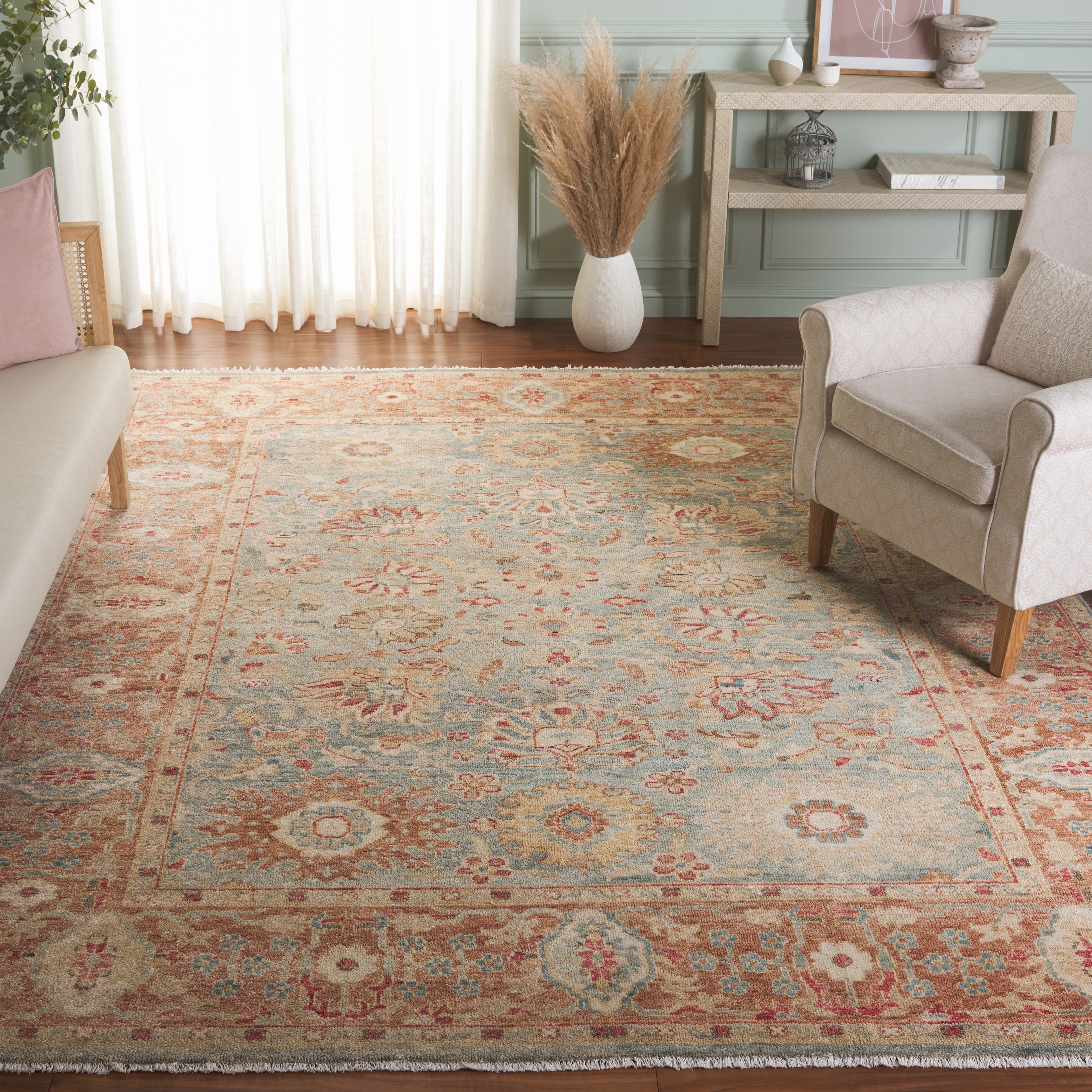 SAFAVIEH Hand-Knotted Oushak Saeunn Wool Rug
