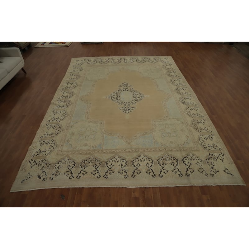 Hand Knotted Oriental 100% Wool Carpet Traditional Medallion Beige & Ivories Kerman Area Rug - 13' 8'' X 9' 9''