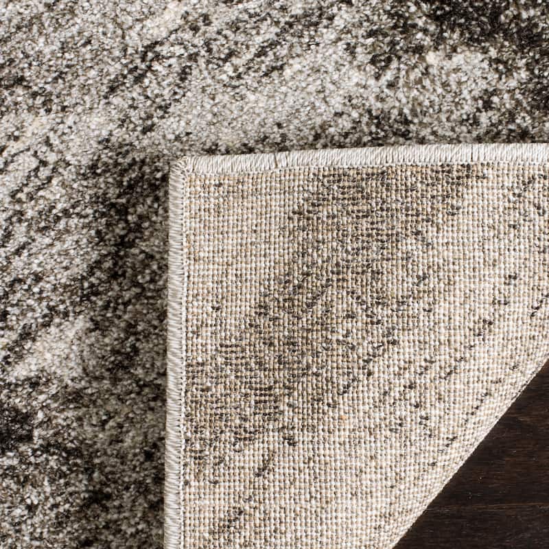 SAFAVIEH Retro Medina Modern Abstract Distressed Rug - Light Grey/Black - 5' 3" x 8'