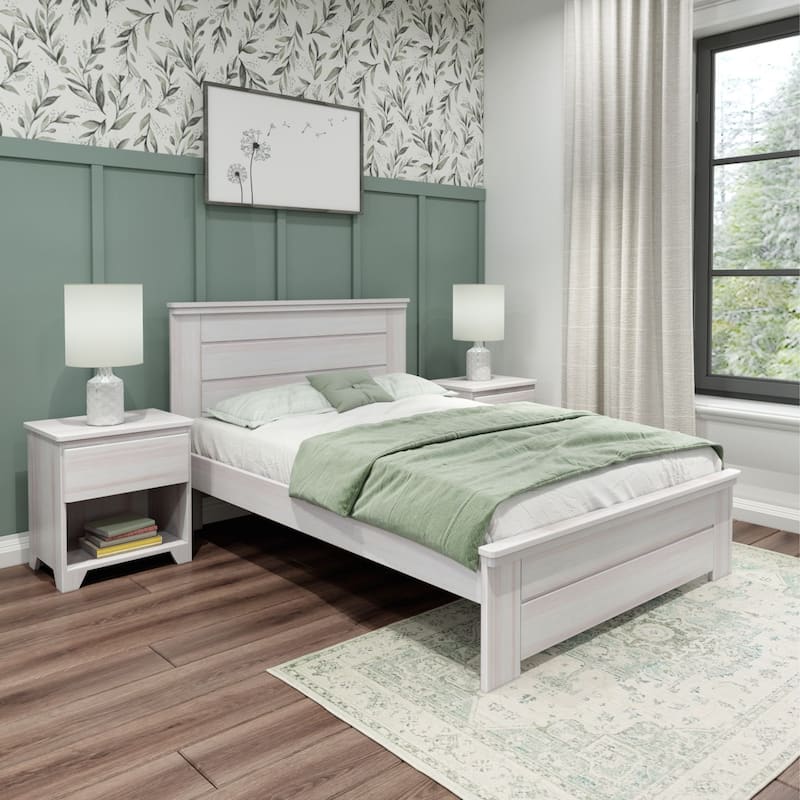 Max and Lily Farmhouse Full Bed with Panel Headboard - White Wash