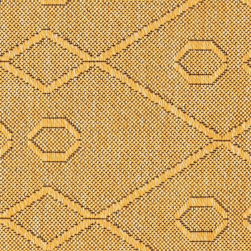 Alameda Solid Color Geometric Machine Washable Indoor Area Rug