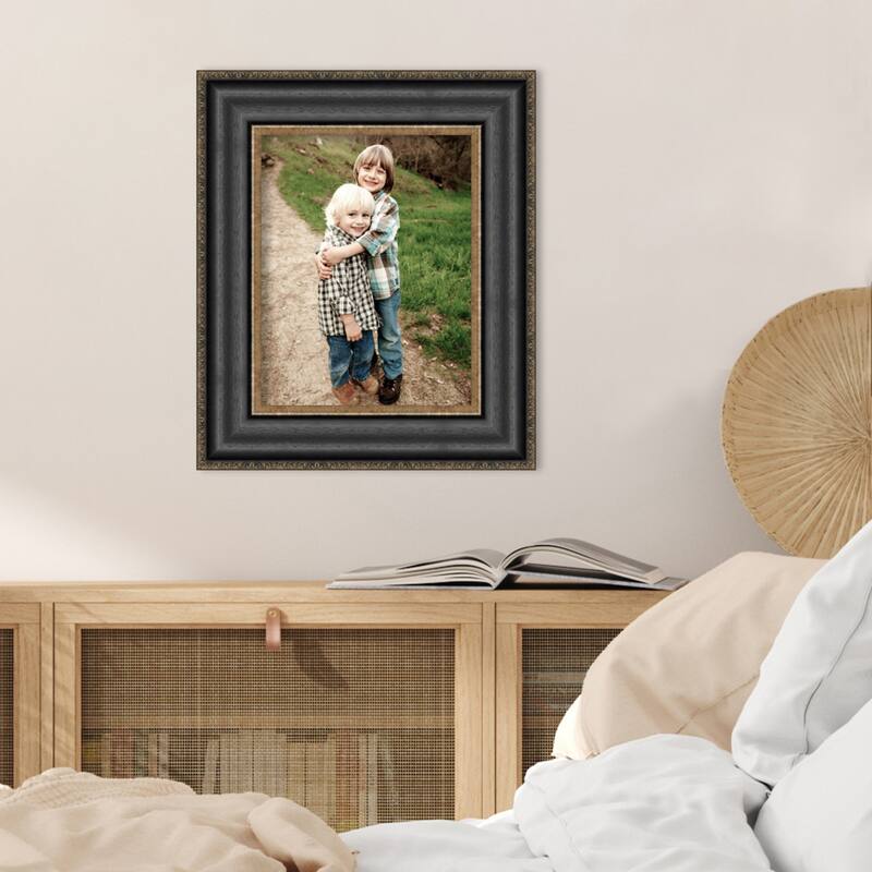 Thomas Black Bronze Framed Picture Frame, Photo Frame