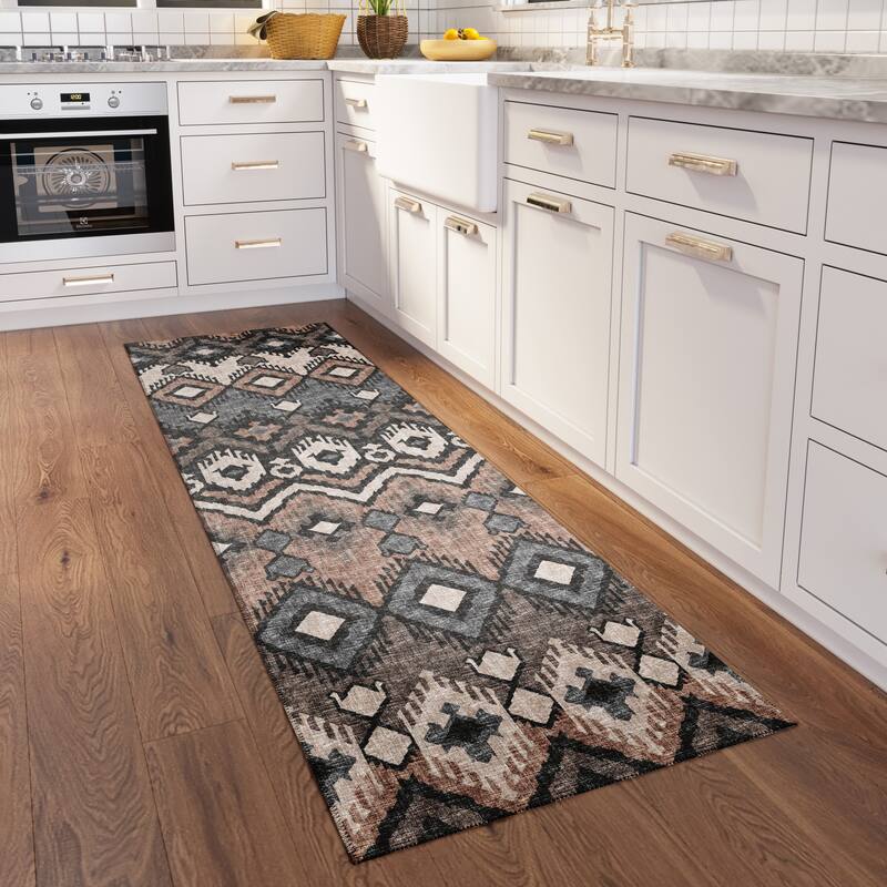 Indoor/ Outdoor Addison Yuma Southwest Ikat Washable Area Rug - 2'3" x 7'6" - Desert