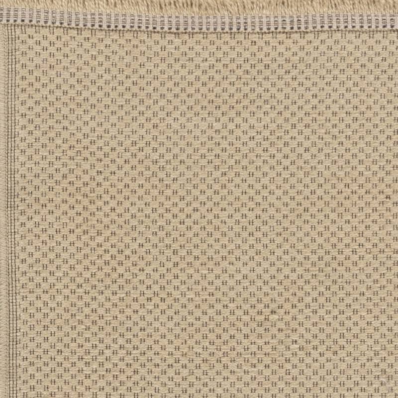 HomeRootsSolid Color Modern Rectangle Area Rug - 48' X '24' X '0.25