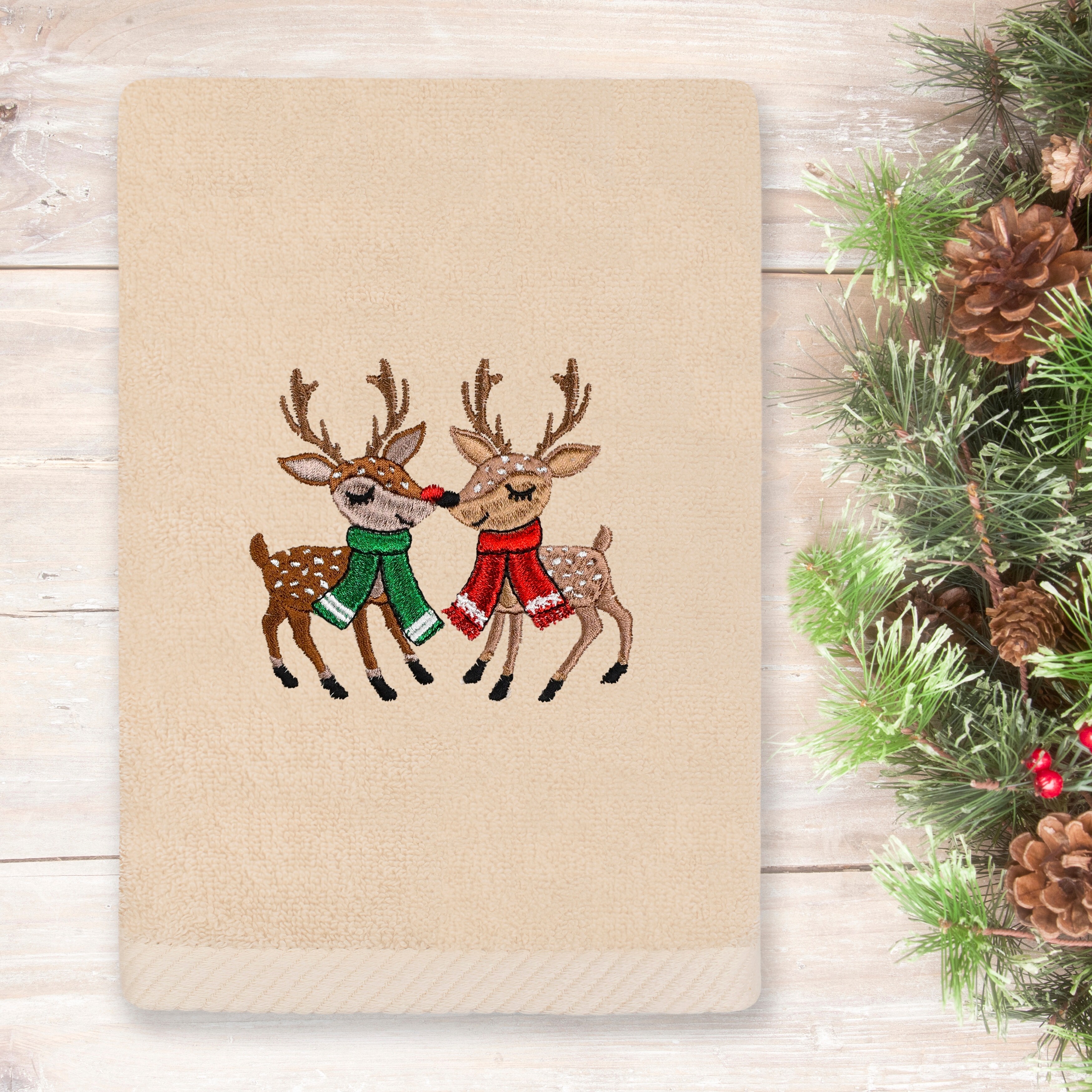 https://ak1.ostkcdn.com/images/products/is/images/direct/a9e9c6227bf853aa730fe2915ace137dc3cfe389/Authentic-Hotel-and-Spa-Christmas-Kisses-Hand-Towel.jpg
