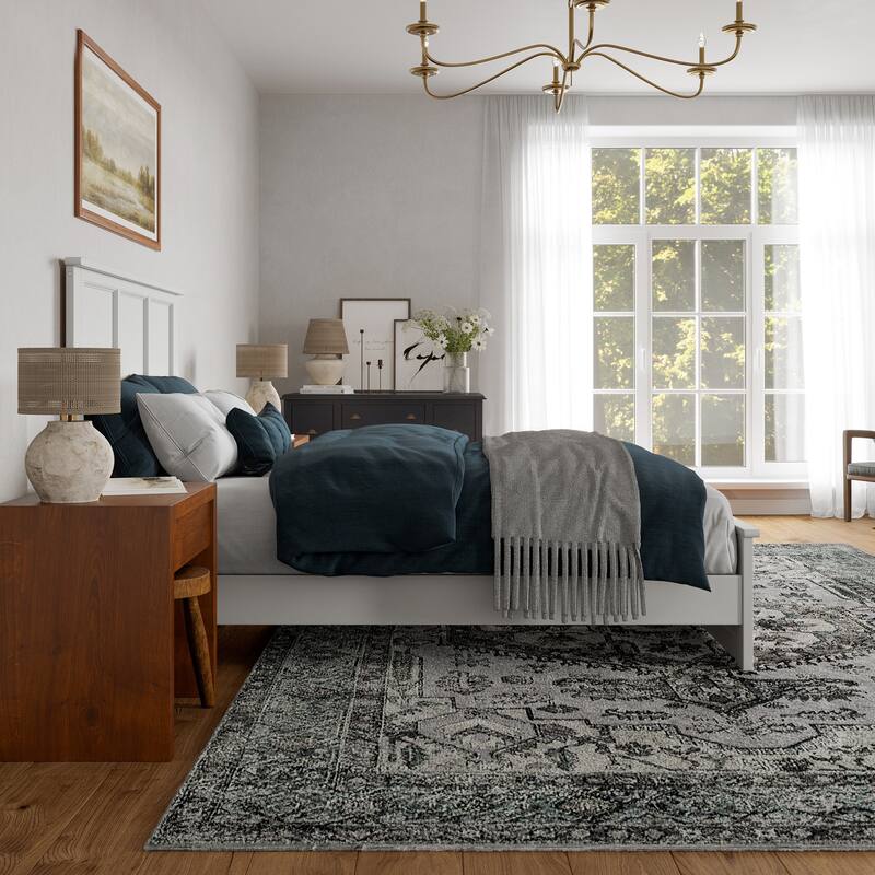 Charlotte Solid Wood Low Profile Platform Bed with Matching Footboard - White - Queen