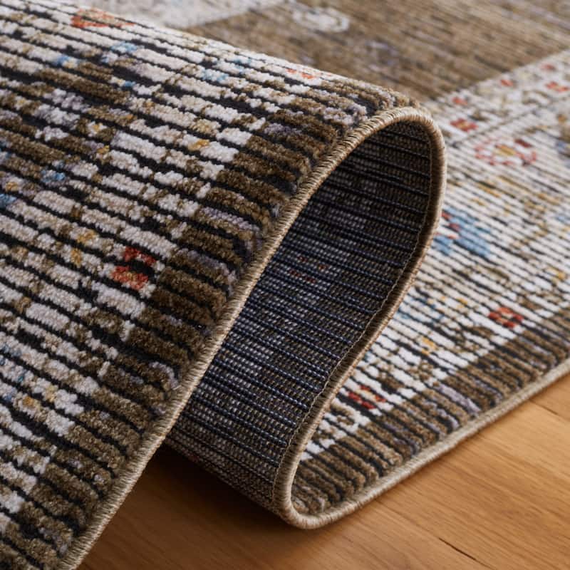 SAFAVIEH Sierra Evalena Oriental Rug