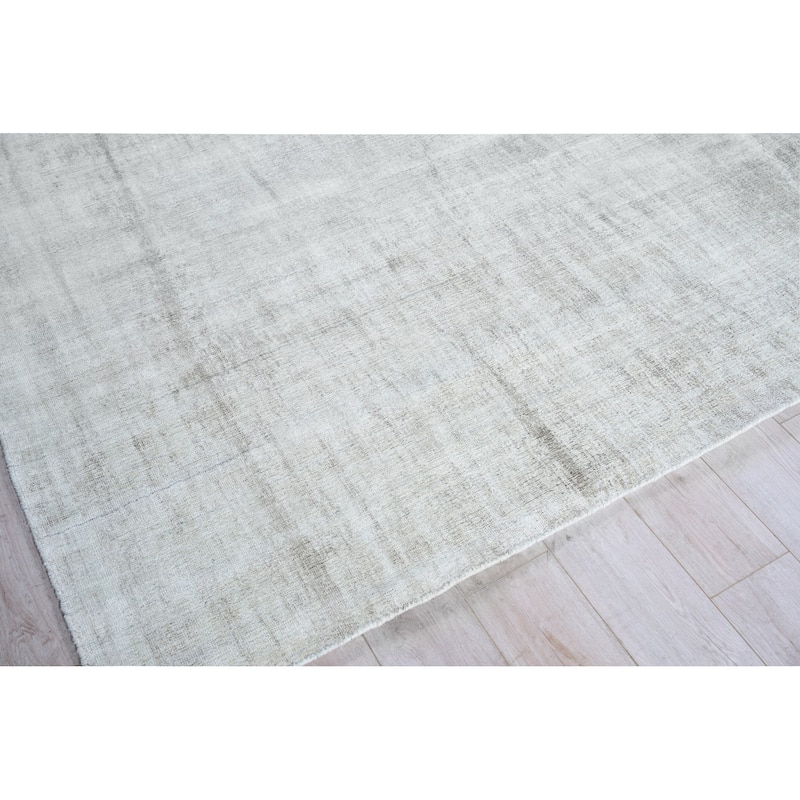 EXQUISITE RUGS Cloud Hand-loomed Wool/Bamboo Silk Ivory/Beige Area Rug.