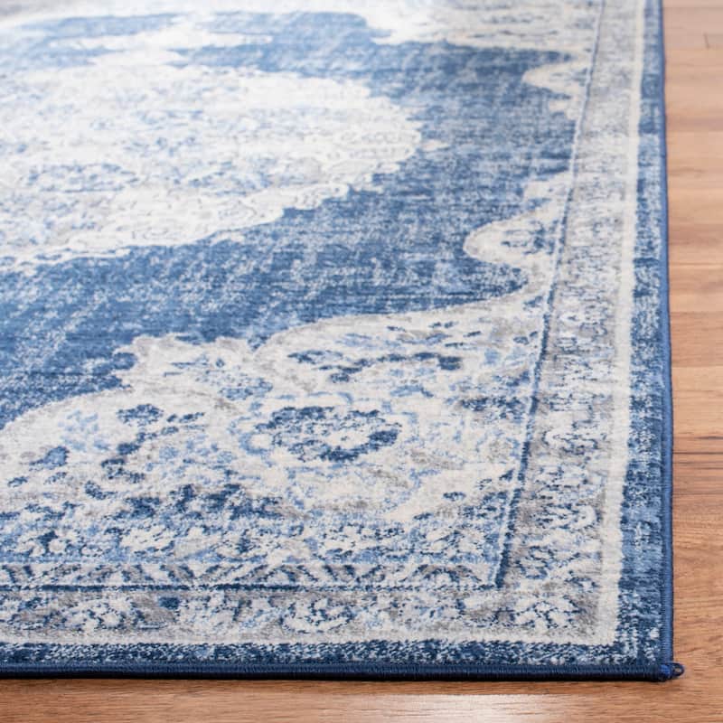 SAFAVIEH Brentwood Coralyne Traditional Oriental Rug