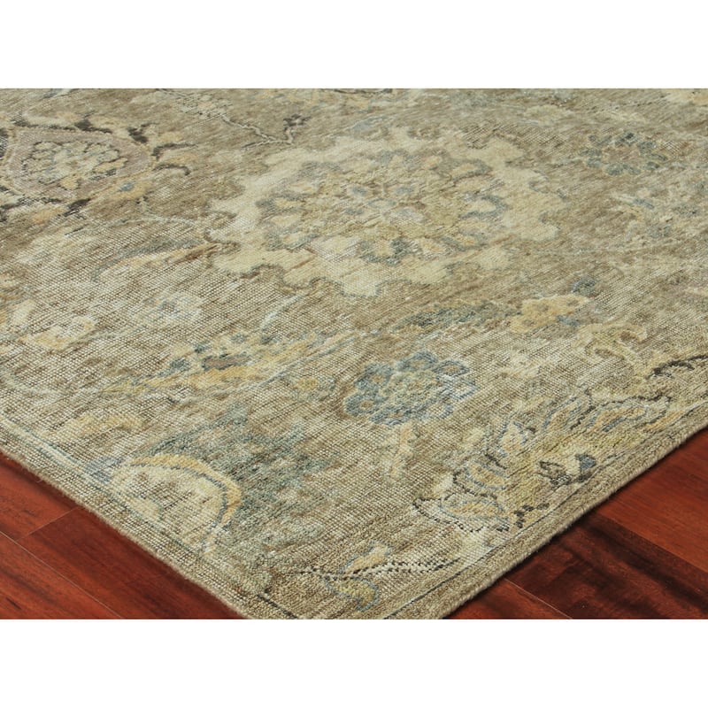 EXQUISITE RUGS Heirloom Hand-knotted New Zealand Wool Beige/Camel Area Rug.