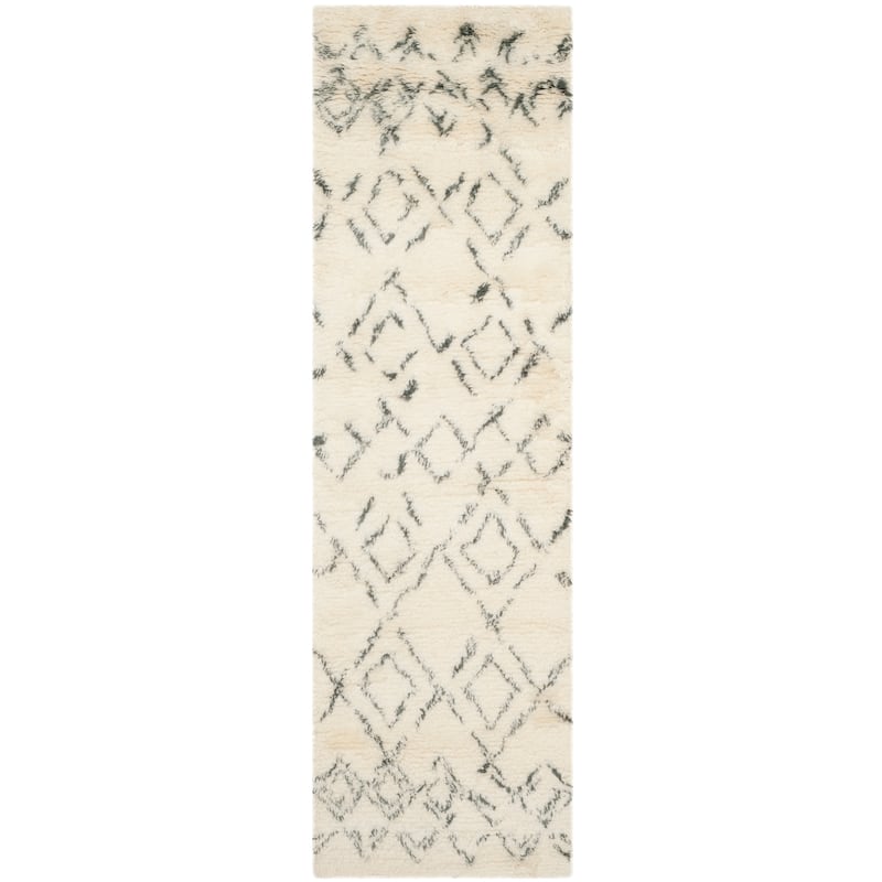 SAFAVIEH Handmade Casablanca Shag Ziyba Tribal Wool Rug