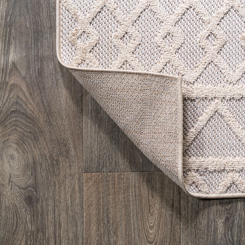JONATHAN Y Ararat High-Low Pile Knotted Trellis Geometric Indoor/Outdoor Area Rug