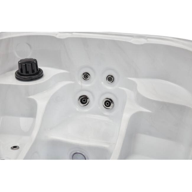 Luxury Spas Largo 3-Person Spa