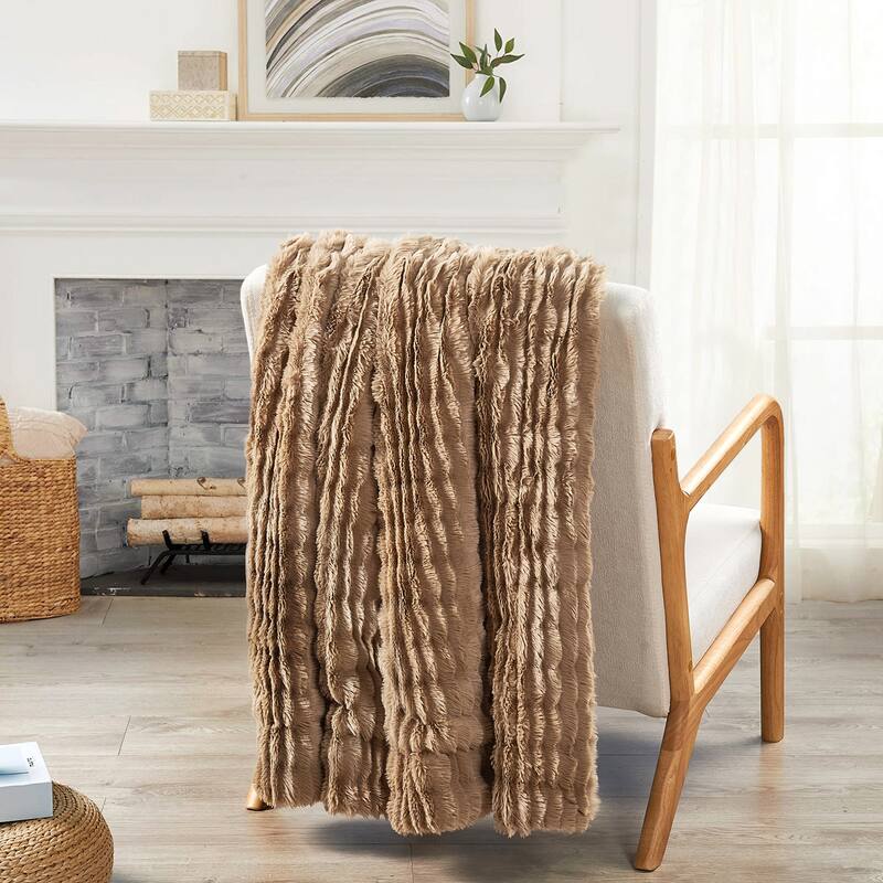 Home Soft Things Wavy Pattern FauxFur Throw