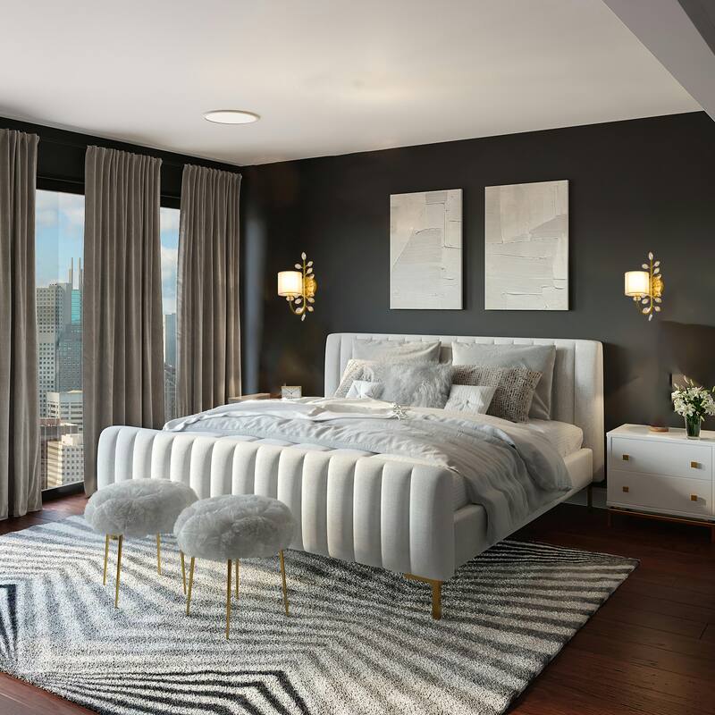 1-Light Aged Silver Wall Sconce With A Shade And Crystals