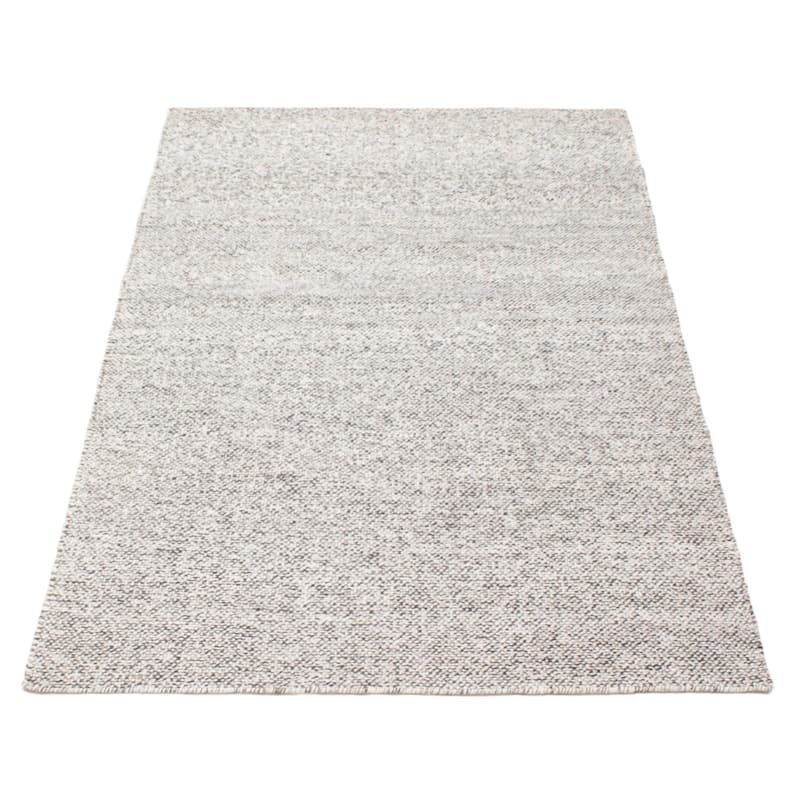 Sienna Black, White Rug 4'11" x 8'4" - 4'11 x 8'4