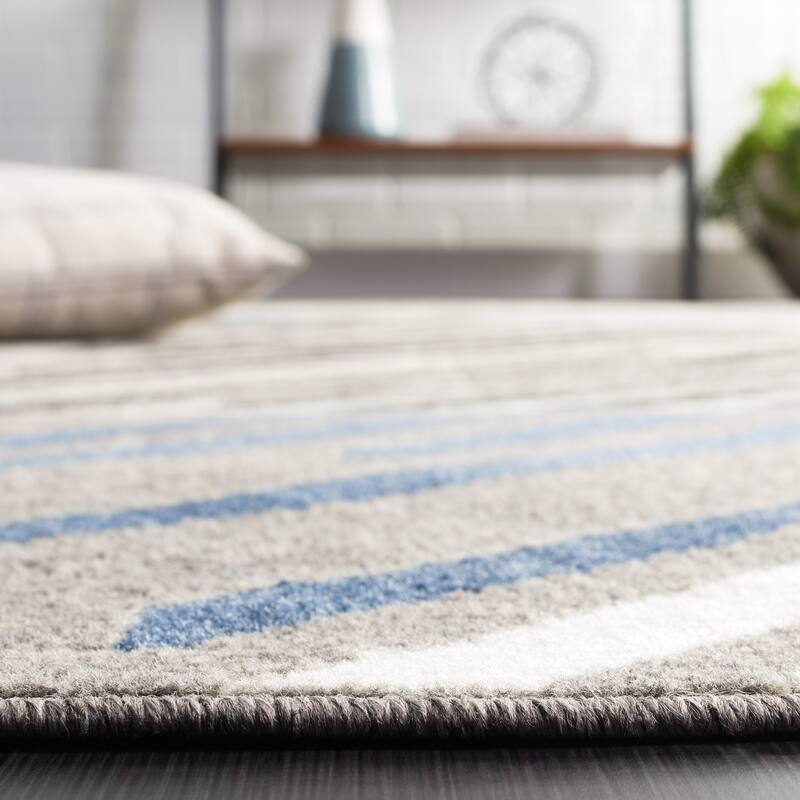 SAFAVIEH Pyramid Claribel Contemporary Rug