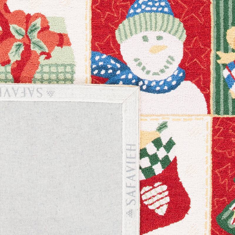 SAFAVIEH Handmade Chelsea Asha Novelty Christmas Wool Rug - White/Multi - 3'9" x 5'9"