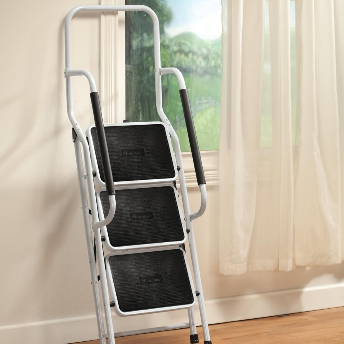 Bed bath and store beyond step ladder